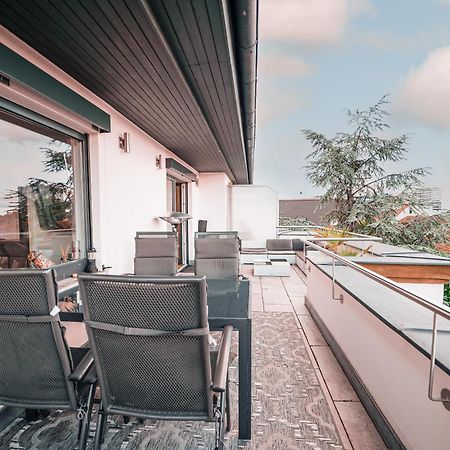 シュトゥットガルトLuxurious Penthouseアパートメント エクステリア 写真